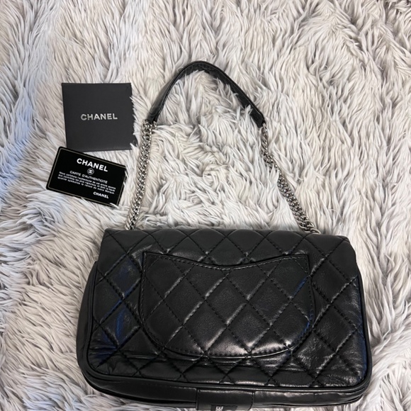 Chanel Icons Label Classic Flap Bag - Picture 7 of 15